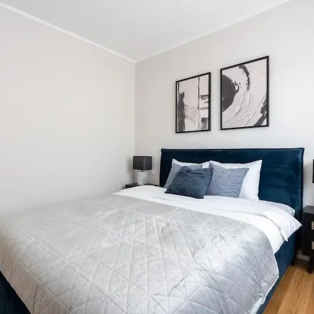 Amazing Views 2br Bright Flat - Charming Balcony *