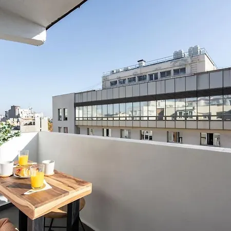 Daire Amazing Views 2br Bright Flat - Charming Balcony *