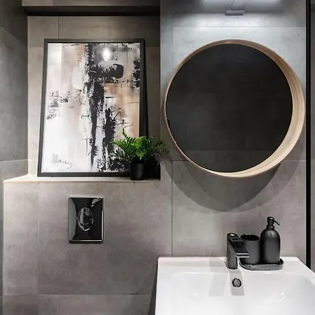 Amazing Views 2br Bright Flat - Charming Balcony *