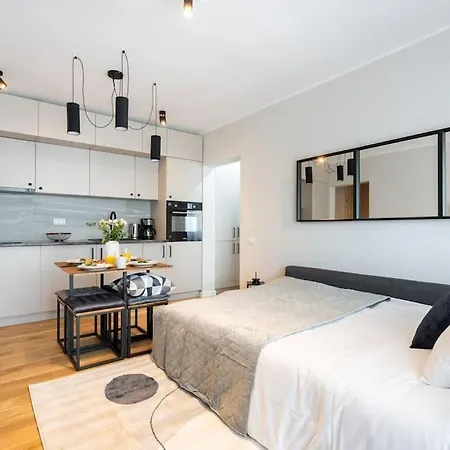 Amazing Views 2br Bright Flat - Charming Balcony * Bucharest