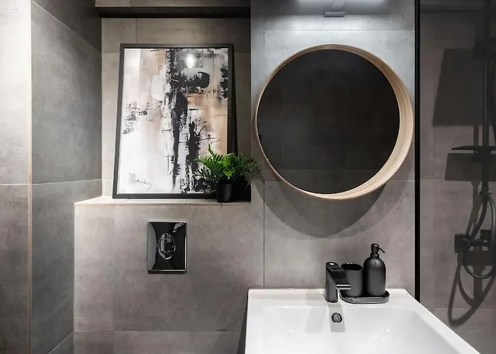 Amazing Views 2br Bright Flat - Charming Balcony *