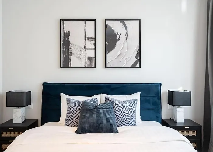 Amazing Views 2br Bright Flat - Charming Balcony アパート ブカレスト