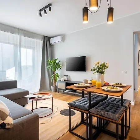 Amazing Views 2br Bright Flat - Charming Balcony *