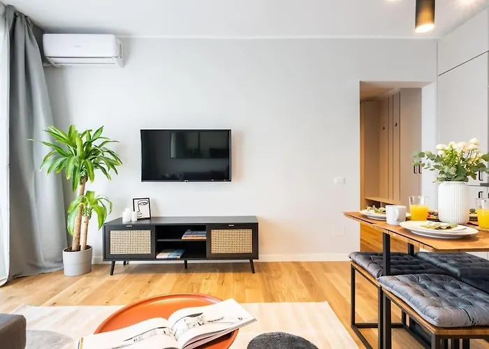 Amazing Views 2br Bright Flat - Charming Balcony Апартаменты *