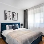 Amazing Views 2br Bright Flat - Charming Balcony Apartament Bucureşti