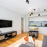 Amazing Views 2br Bright Flat - Charming Balcony Apartament