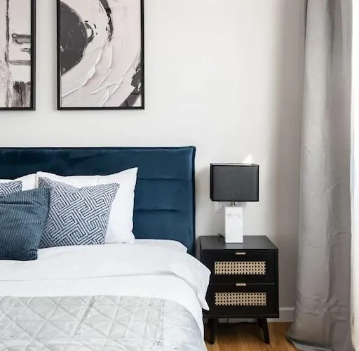 Amazing Views 2br Bright Flat - Charming Balcony *